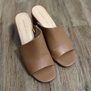 Adrienne Vittadini Women's Tan Block Heel